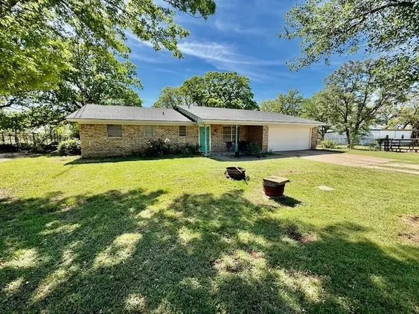 $2,500 | 3680 County Road 256, Stephenville, TX 76401
