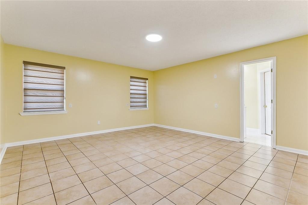 8000 Morrison Road New Orleans, LA 70126 - Photo 11 of 20