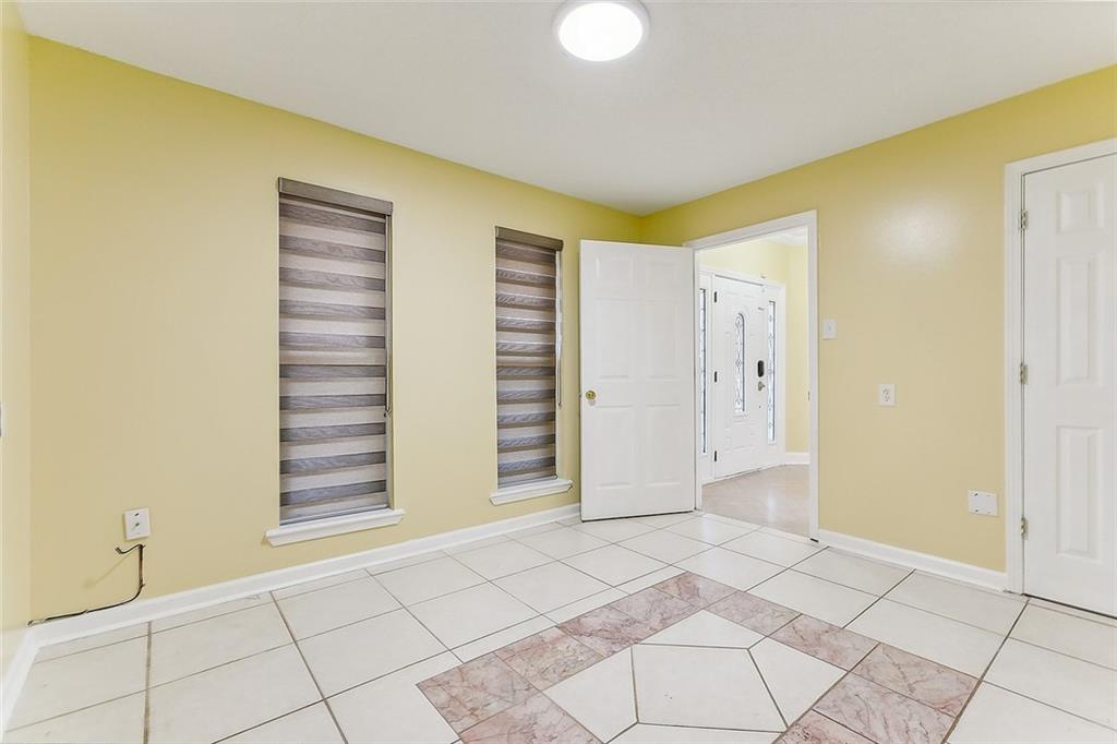 8000 Morrison Road New Orleans, LA 70126 - Photo 14 of 20