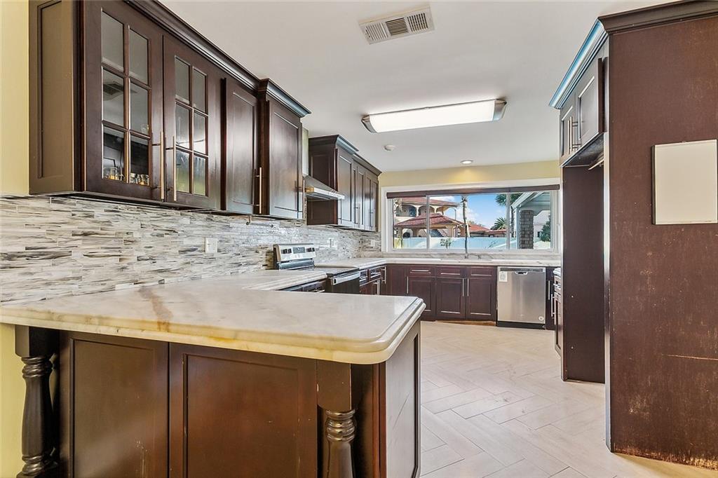 8000 Morrison Road New Orleans, LA 70126 - Photo 6 of 20