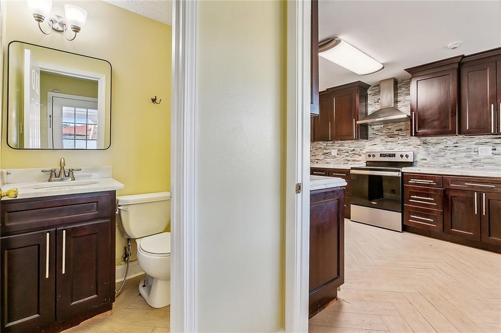 8000 Morrison Road New Orleans, LA 70126 - Photo 9 of 20