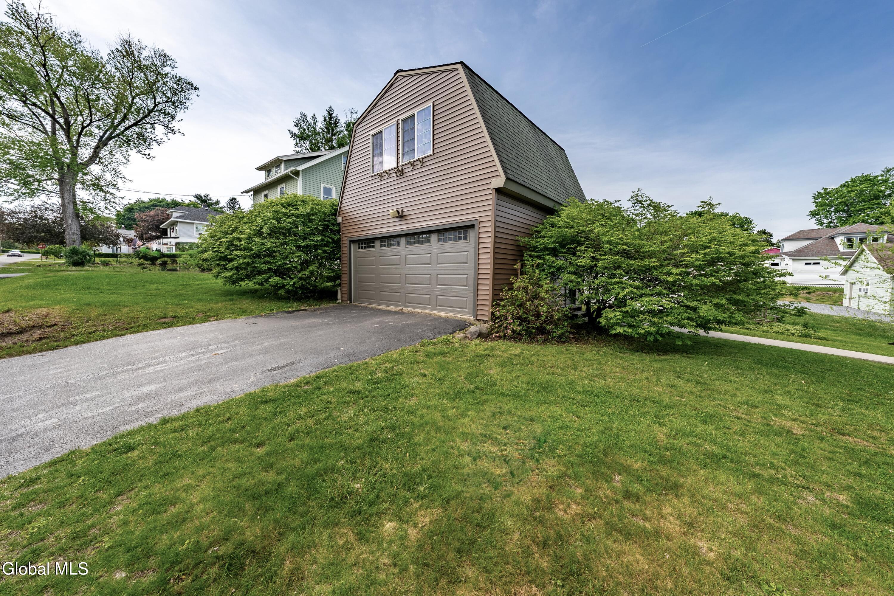 17 Midline Road Ballston, NY 12019 - Photo 44 of 57 DSC06401-HDR
