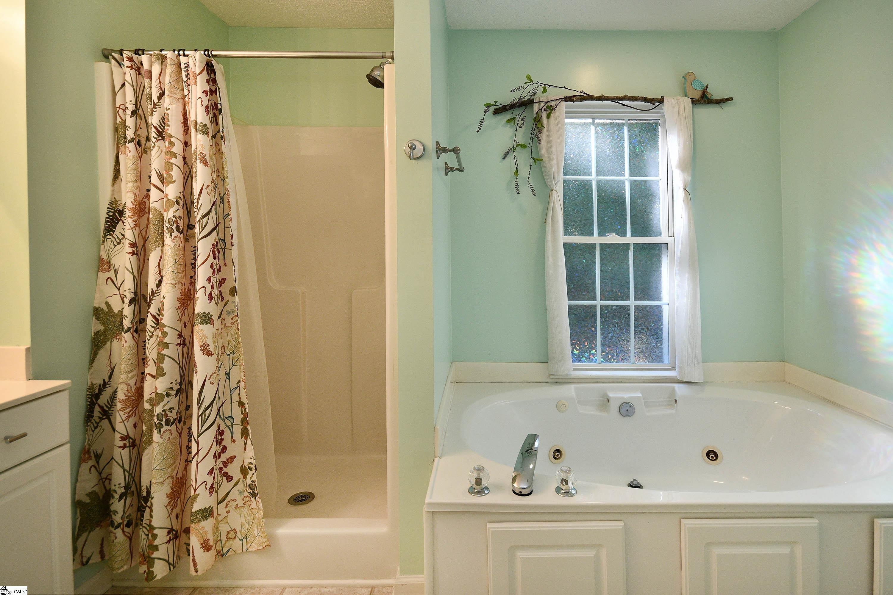 2518 Farrs Bridge Road Easley, SC 29640 - Photo 21 of 36