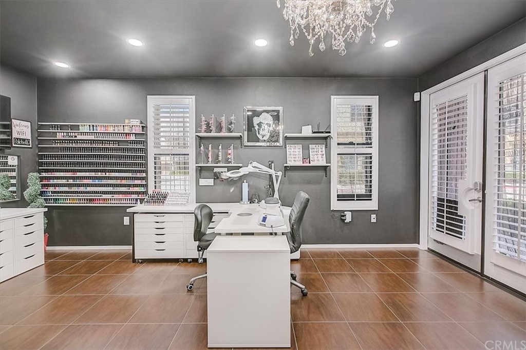 326 District Court Fullerton, CA 92832 - Photo 8 of 41 a room with furniture and window