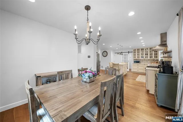 $1,299,000 | 322 East Midland Avenue, Paramus, NJ 07652