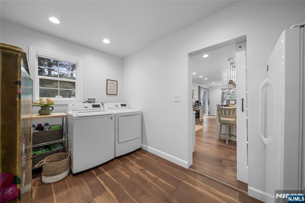 322 East Midland Avenue Paramus, NJ 07652 - Photo 14 of 37