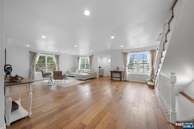 $1,299,000 | 322 East Midland Avenue, Paramus, NJ 07652