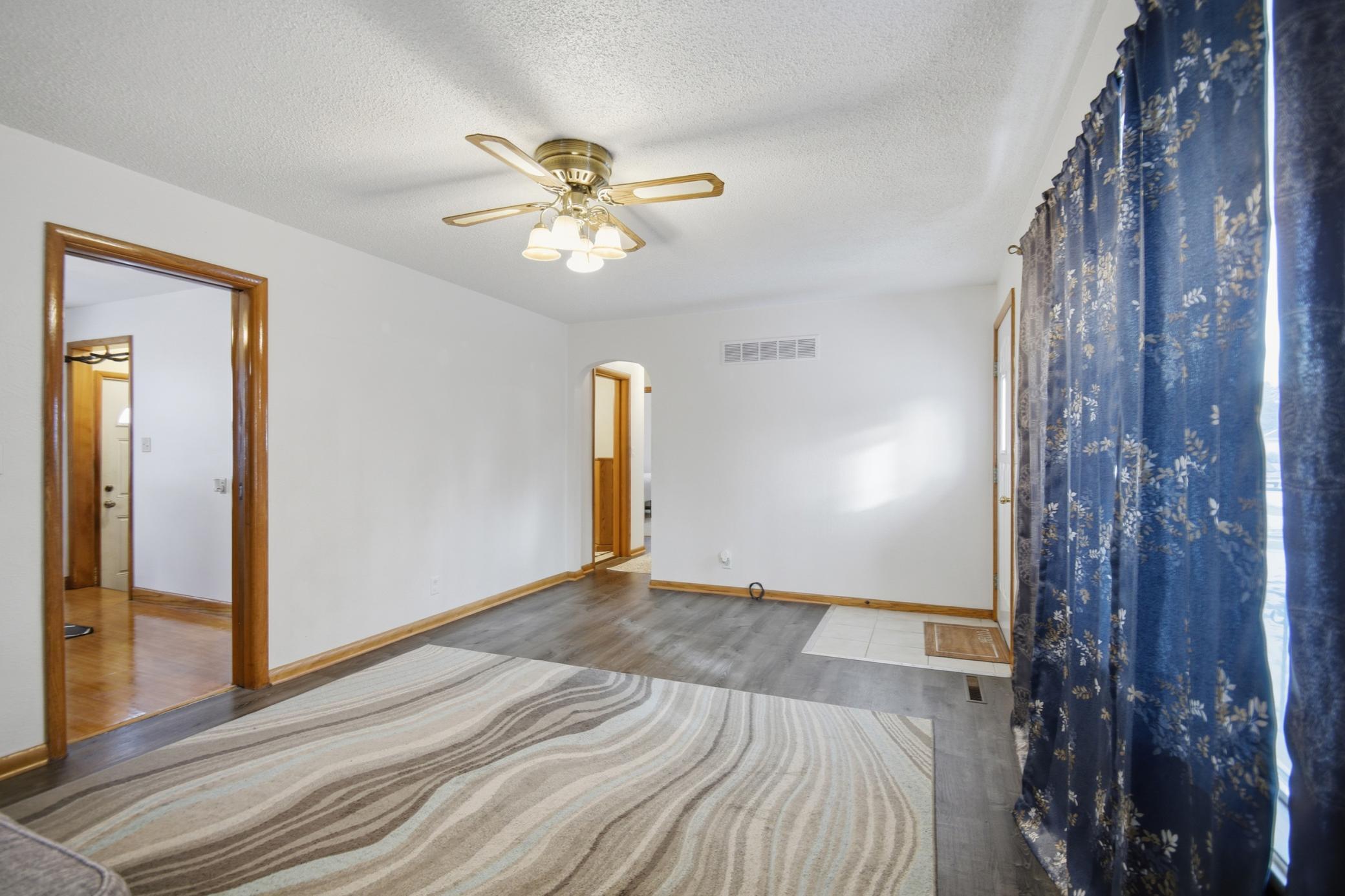 600 15th Avenue Southwest Austin, MN 55912 - Photo 7 of 40