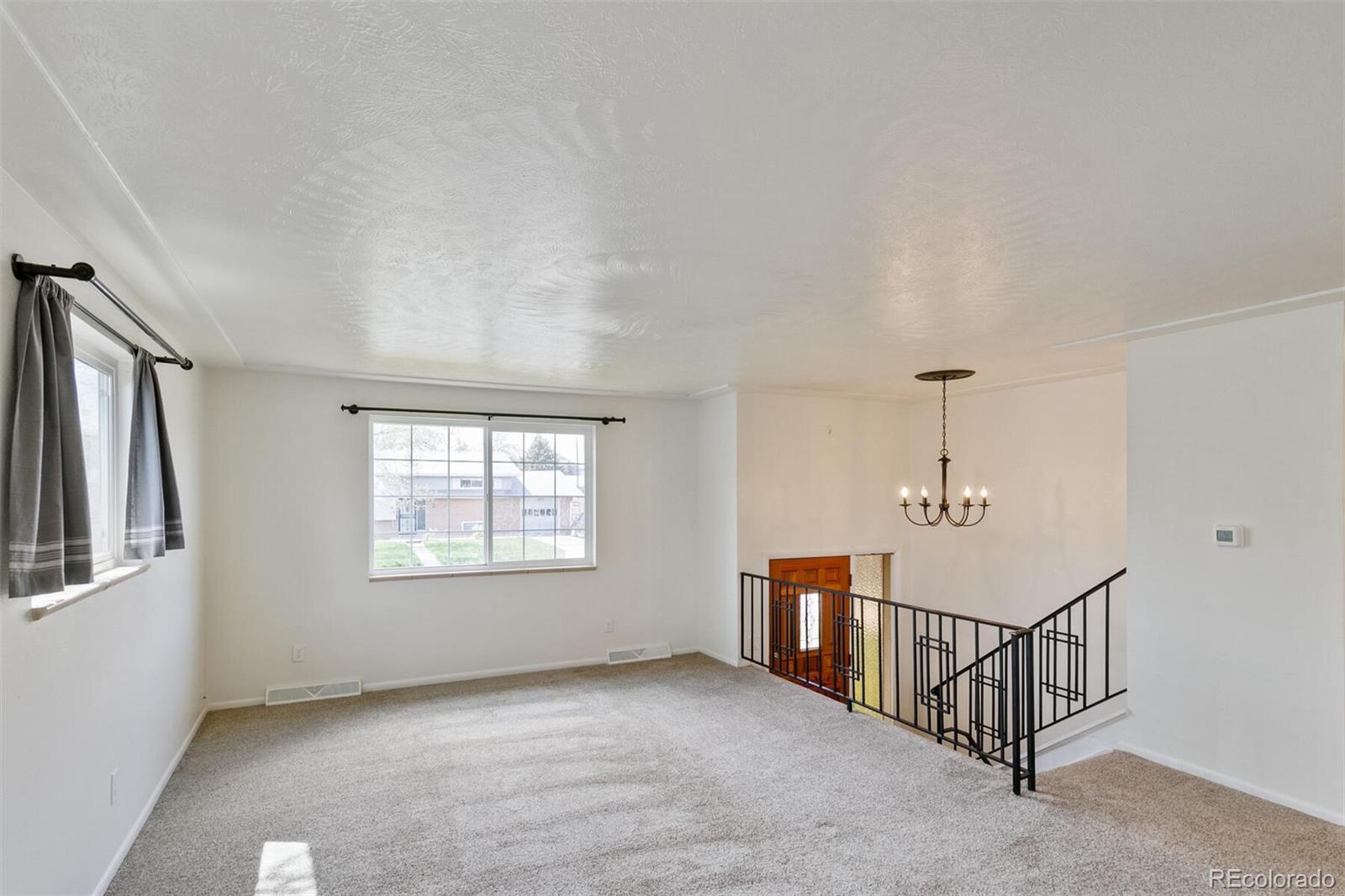 4632 Everett Court Wheat Ridge, CO 80033 - Photo 6 of 25