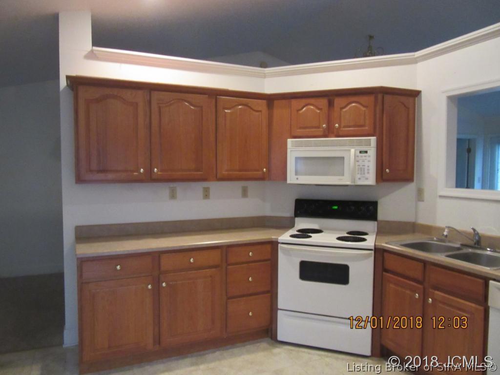 951 South Grange Hall Road Hanover, IN 47243 - Photo 6 of 16