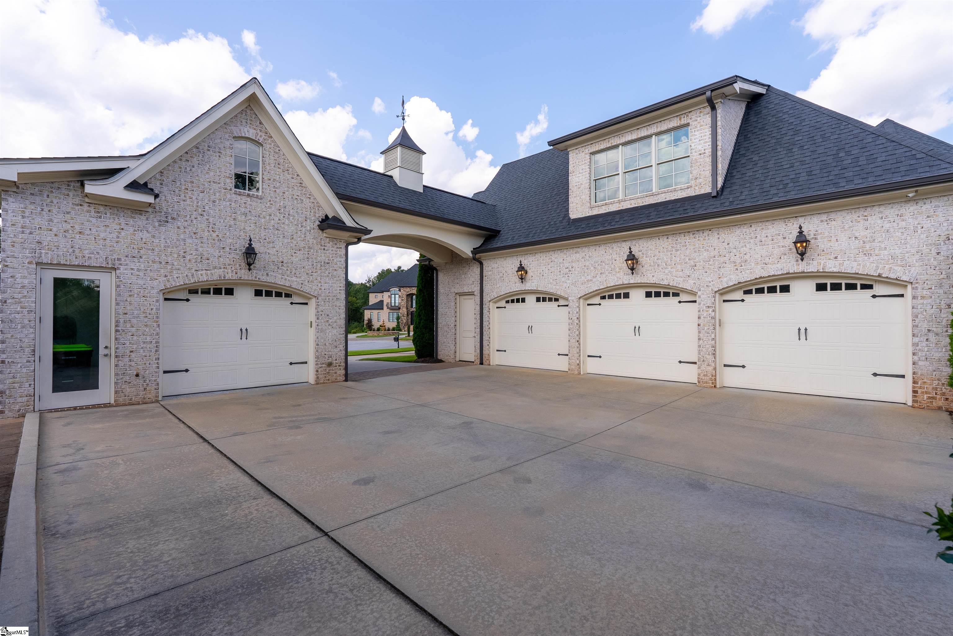 216 Privello Place Simpsonville, SC 29681 - Photo 4 of 47