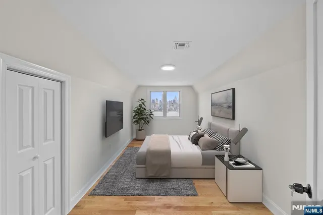 $2,899,999 | 855-859 Boulevard, Weehawken, NJ 07086