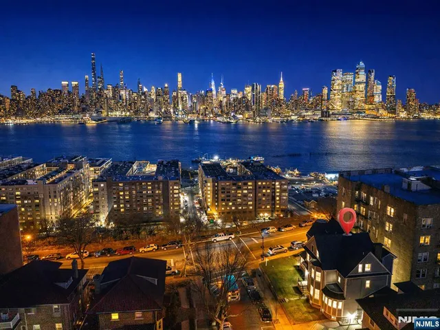 $2,899,999 | 855-859 Boulevard, Weehawken, NJ 07086