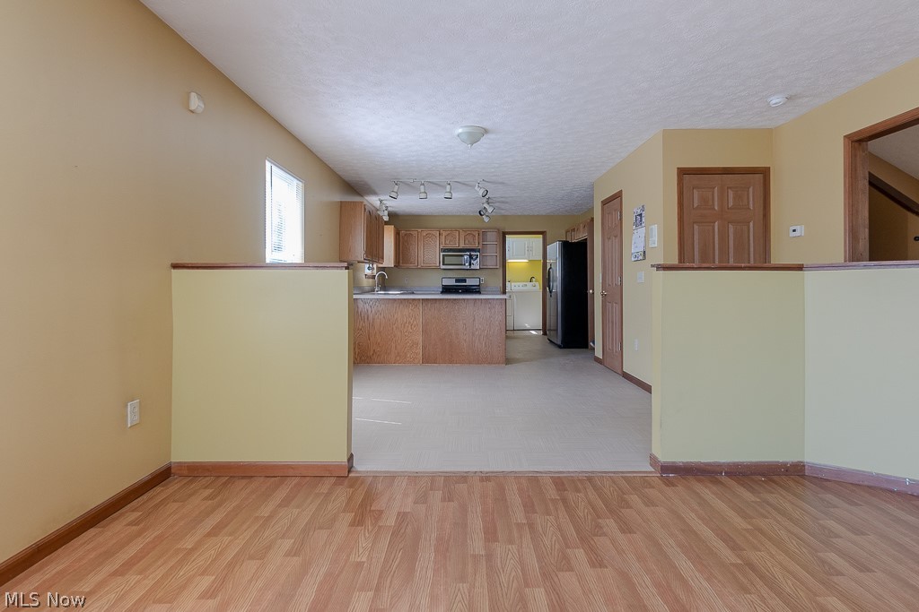 6707 Monroe Lane North Ridgeville, OH 44039 - Photo 11 of 34