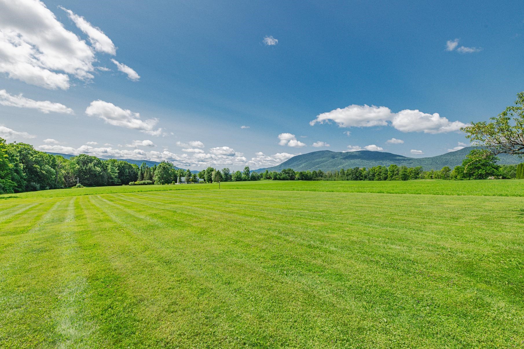 84 Overlook Road Dorset, VT 05251 - Photo 23 of 24 Gallery Image 23