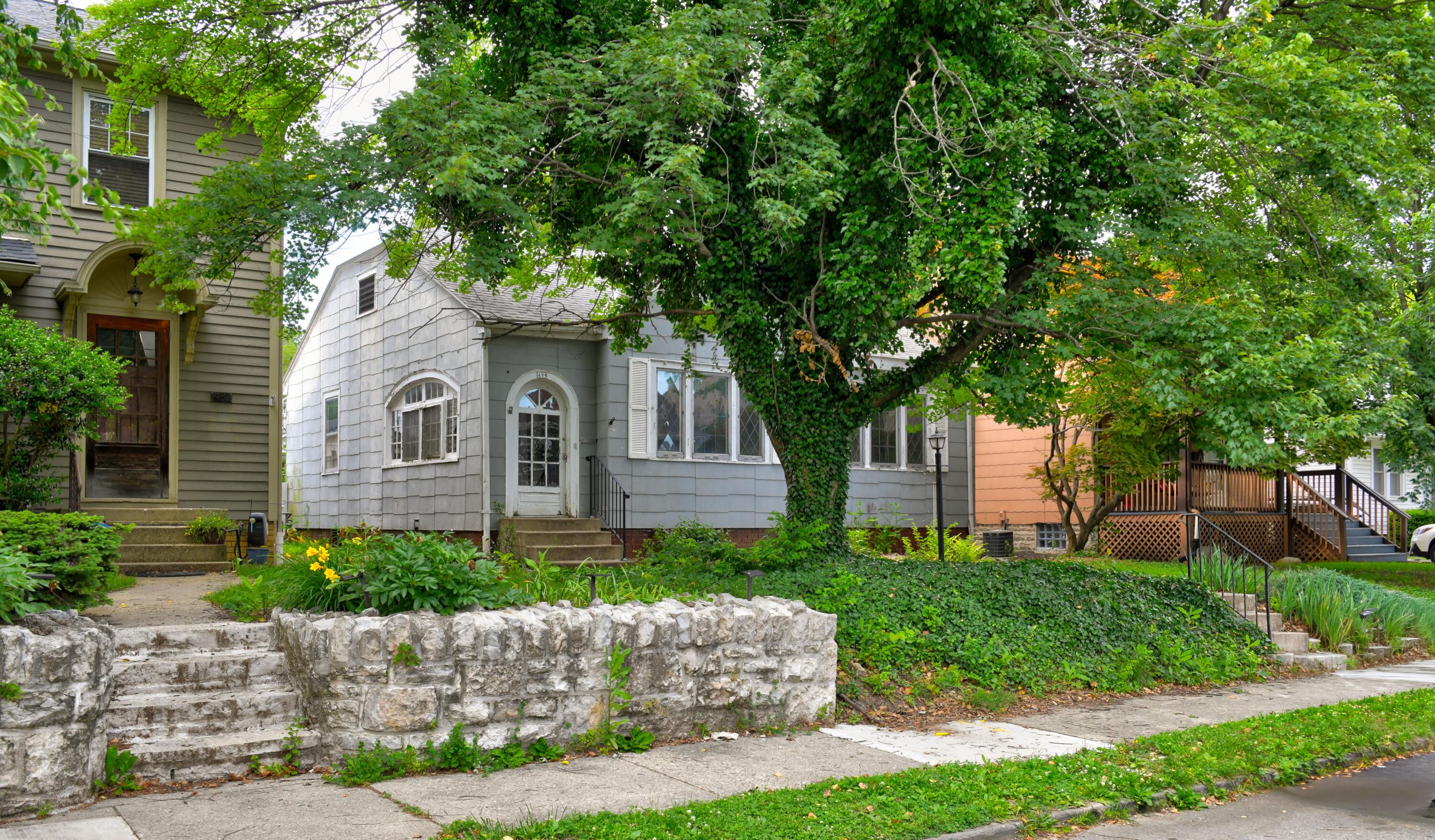 486 East Tulane Road Columbus, OH 43202 - Photo 3 of 32 Front Exterior (2)