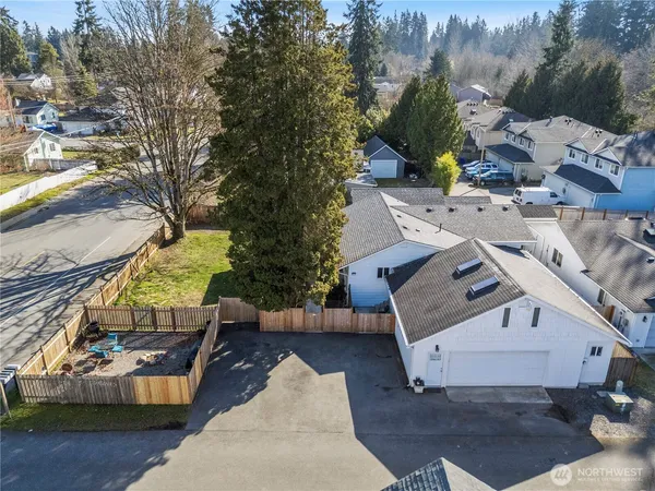 $700,000 | 6916 Beverly Lane, Everett, WA 98203