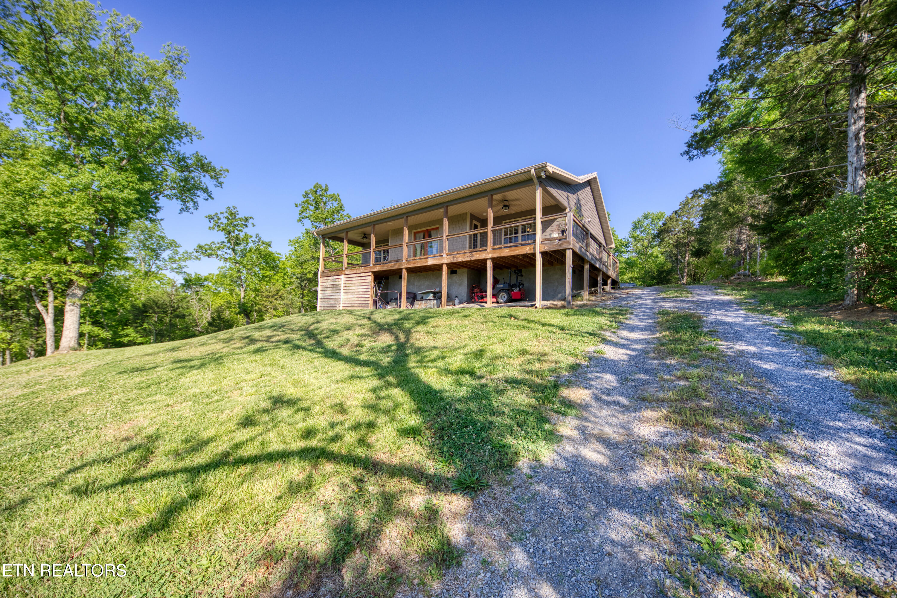 1424 Millican Grove Road Sevierville, TN 37876 - Photo 6 of 29 0H3A9906_1