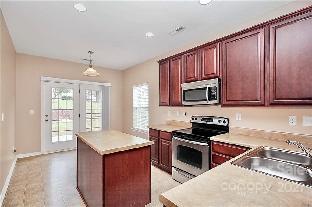 747 Jones Branch Road Fort Mill, SC 29715 - Photo 7 of 23