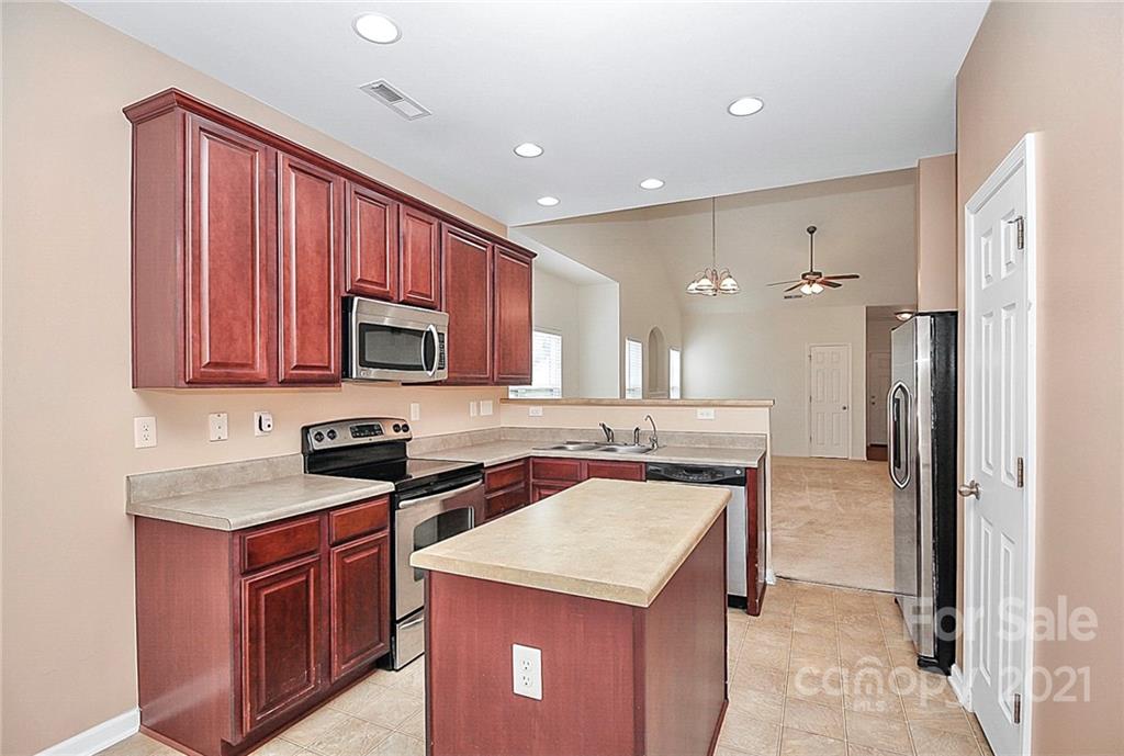 747 Jones Branch Road Fort Mill, SC 29715 - Photo 9 of 23