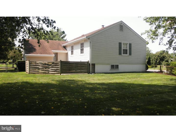 2500 Yellowstone Road Cinnaminson, NJ 08077 - Photo 20 of 20 View in Back