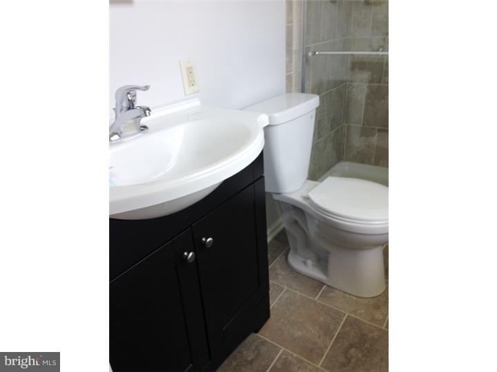 2500 Yellowstone Road Cinnaminson, NJ 08077 - Photo 8 of 20 Master Bathroom