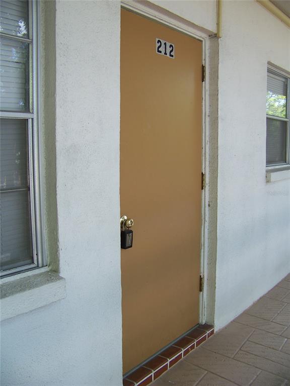 911 Washington Avenue Southwest, Unit 212 Largo, FL 33770 - Photo 2 of 20