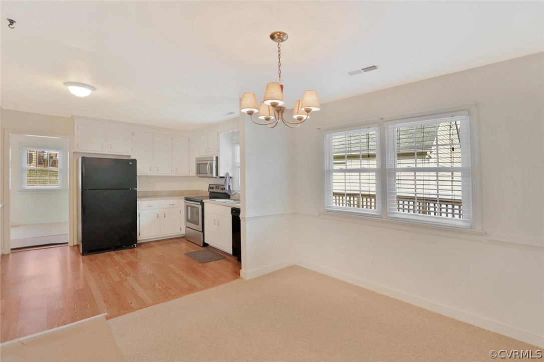2114 Chestnut Oaks Road Powhatan, VA 23139 - Photo 6 of 29 Gallery Image 6