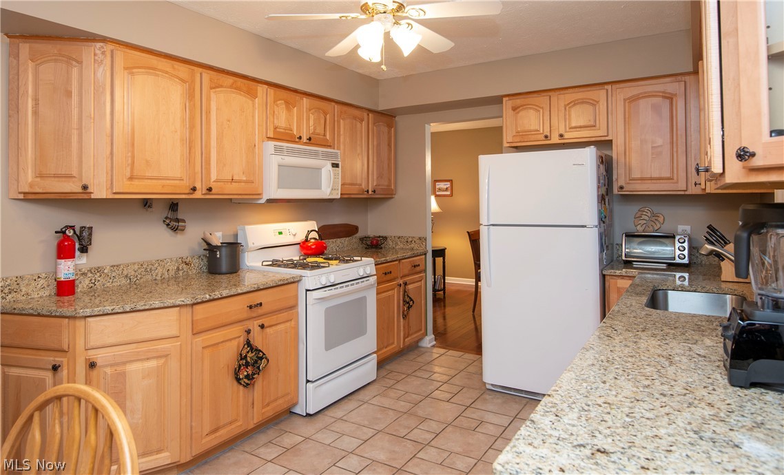 17640 Munn Road Chagrin Falls, OH 44023 - Photo 5 of 25 Gallery Image 5