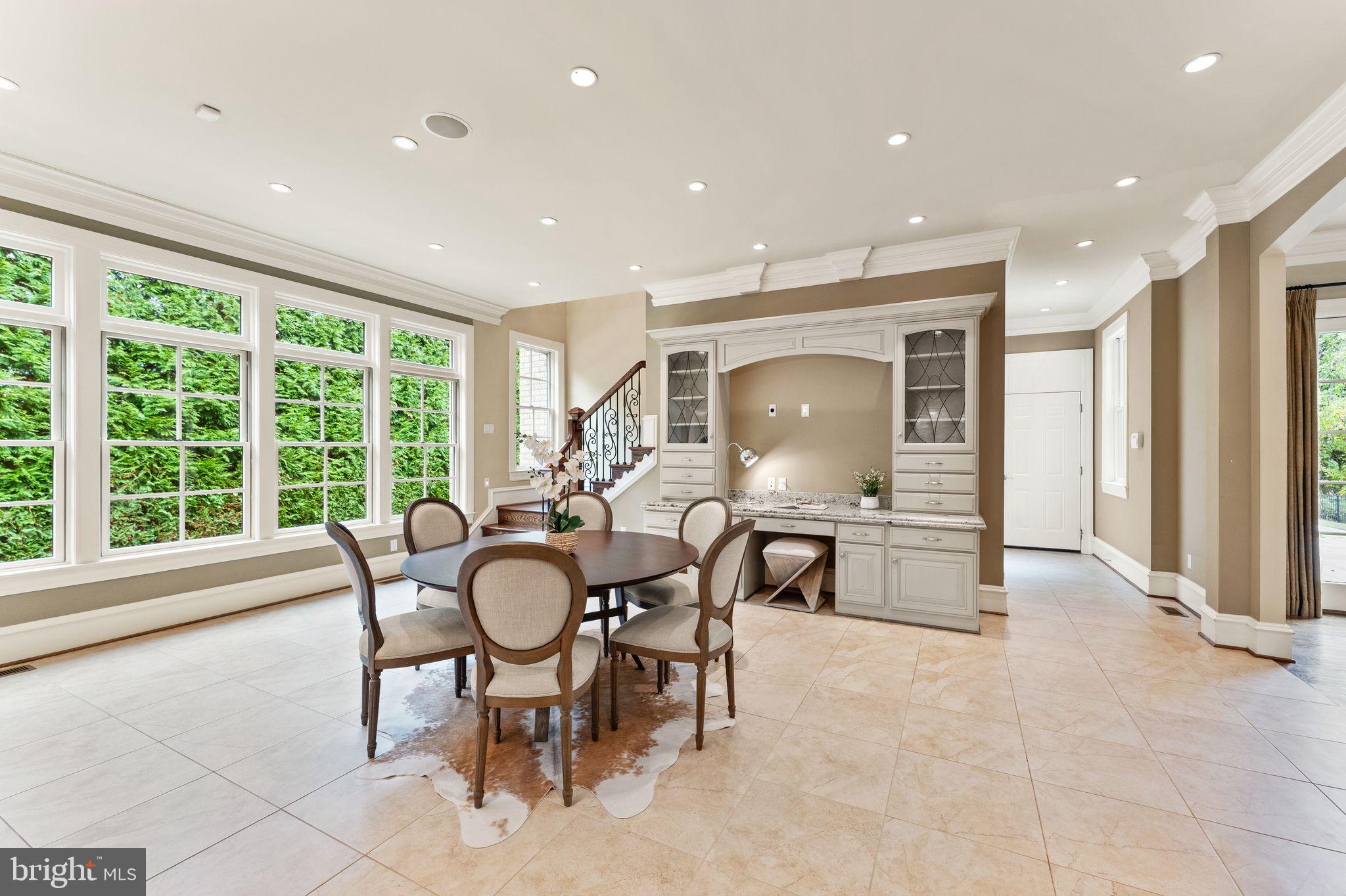 1105 Towlston Road McLean, VA 22102 - Photo 16 of 50 Breakfast room