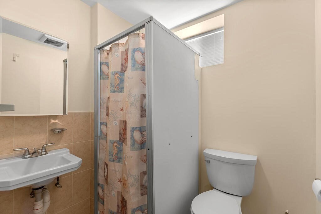 14 Howe Road Nahant, MA 01908 - Photo 24 of 35 Gallery Image 24