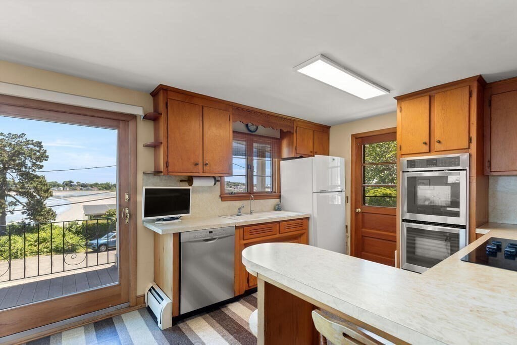 14 Howe Road Nahant, MA 01908 - Photo 10 of 35 Gallery Image 10