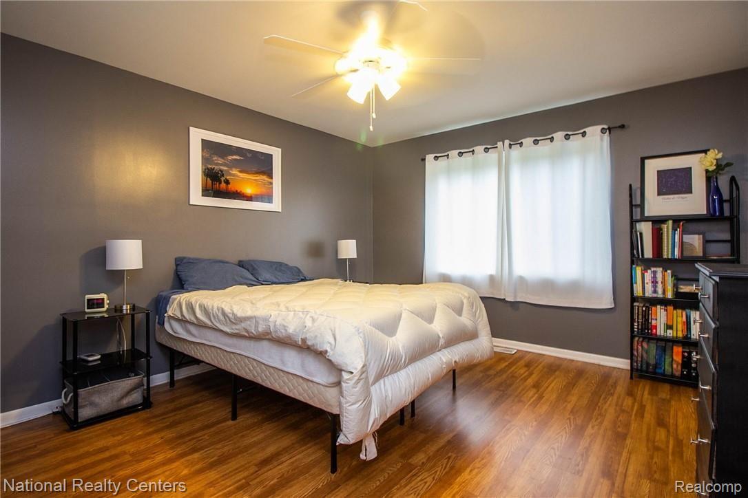 41898 Ridge Road East Novi, MI 48375 - Photo 15 of 34 15.jpg