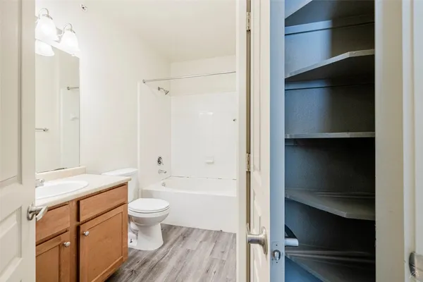 $1,569 | 8515 Interstate 35, Unit 11233, Austin, TX 78744