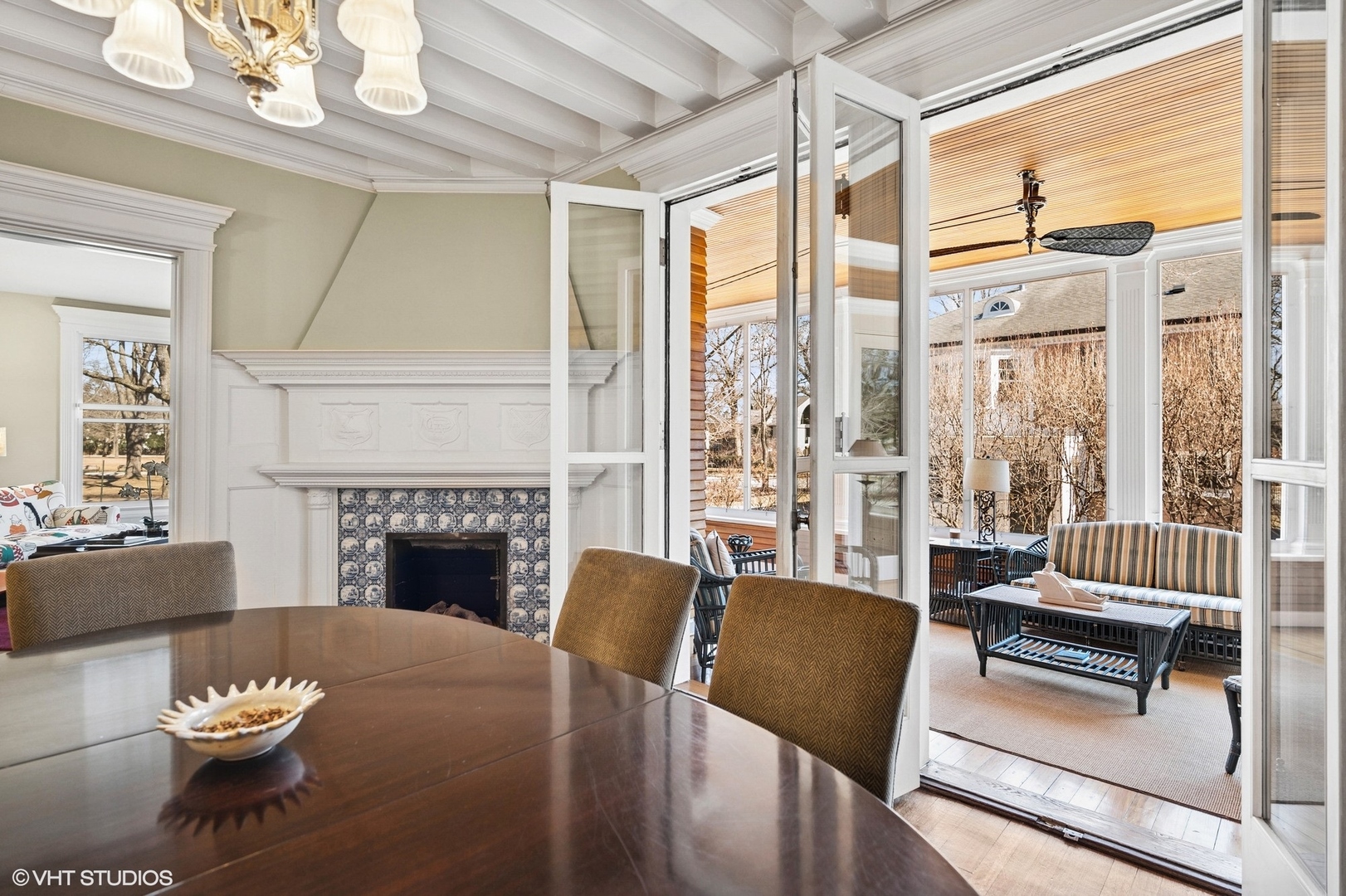 644 Oak Street Winnetka, IL 60093 - Photo 16 of 40 a living room with furniture fireplace and a large window