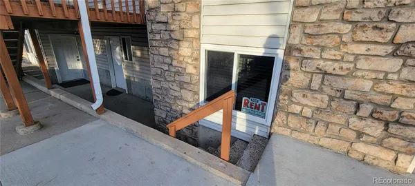 a view of an outdoor space