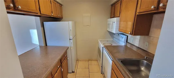 $1,600 | 214 South Ingalls Street, Unit 2, Lakewood, CO 80226