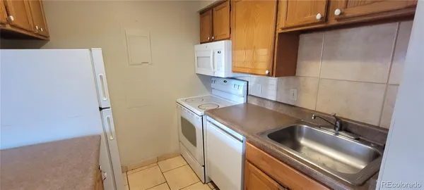 $1,600 | 214 South Ingalls Street, Unit 2, Lakewood, CO 80226