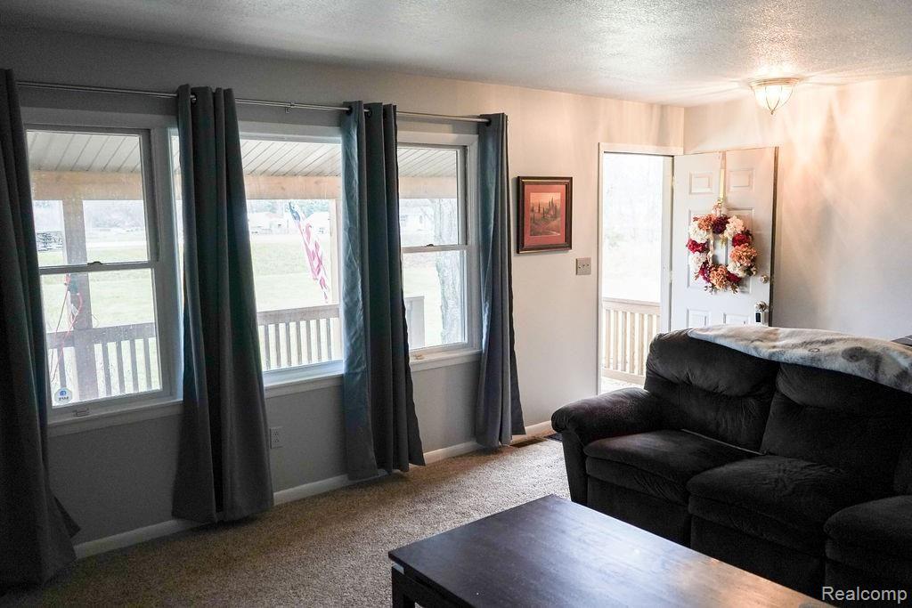 5345 Duffield Road Swartz Creek, MI 48473 - Photo 5 of 36 DSC01151.jpg