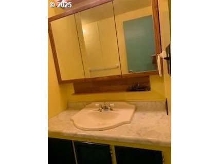 $395,000 | 5979 Willis Creek Road, Winston, OR 97496