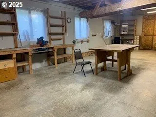 $395,000 | 5979 Willis Creek Road, Winston, OR 97496