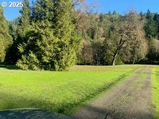 $395,000 | 5979 Willis Creek Road, Winston, OR 97496