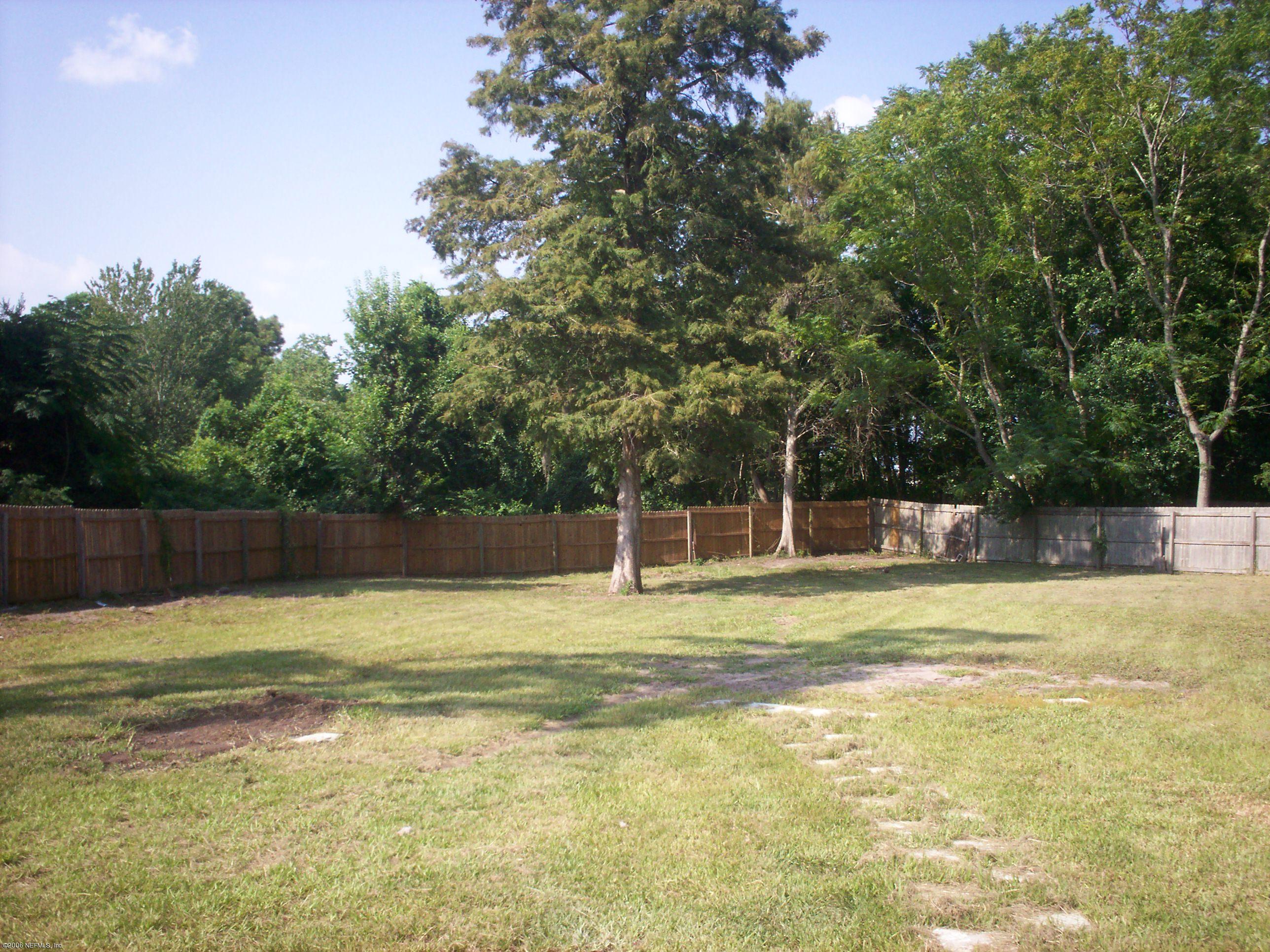 11795 Wattle Tree Road North Jacksonville, FL 32246 - Photo 8 of 8 a view of a swimming pool