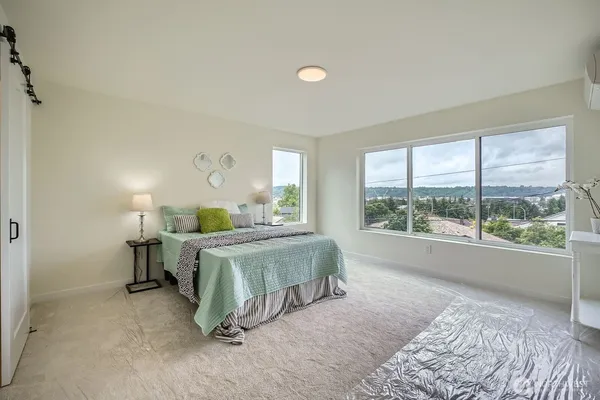 $999,800 | 5930 18th Avenue South, Seattle, WA 98108