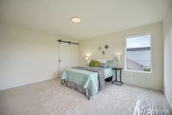 $999,800 | 5930 18th Avenue South, Seattle, WA 98108