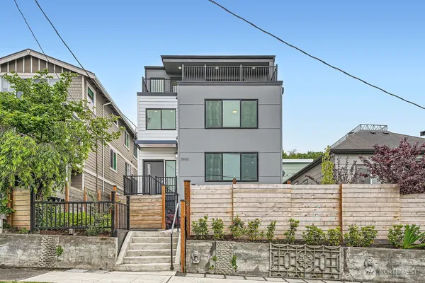 $999,800 | 5930 18th Avenue South, Seattle, WA 98108
