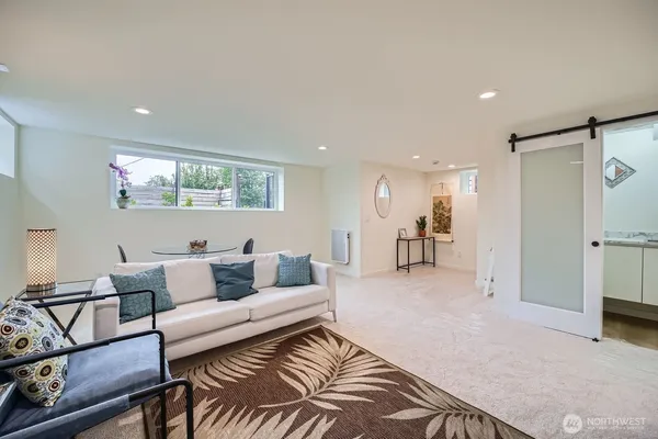 $999,800 | 5930 18th Avenue South, Seattle, WA 98108
