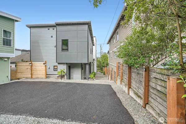 $999,800 | 5930 18th Avenue South, Seattle, WA 98108