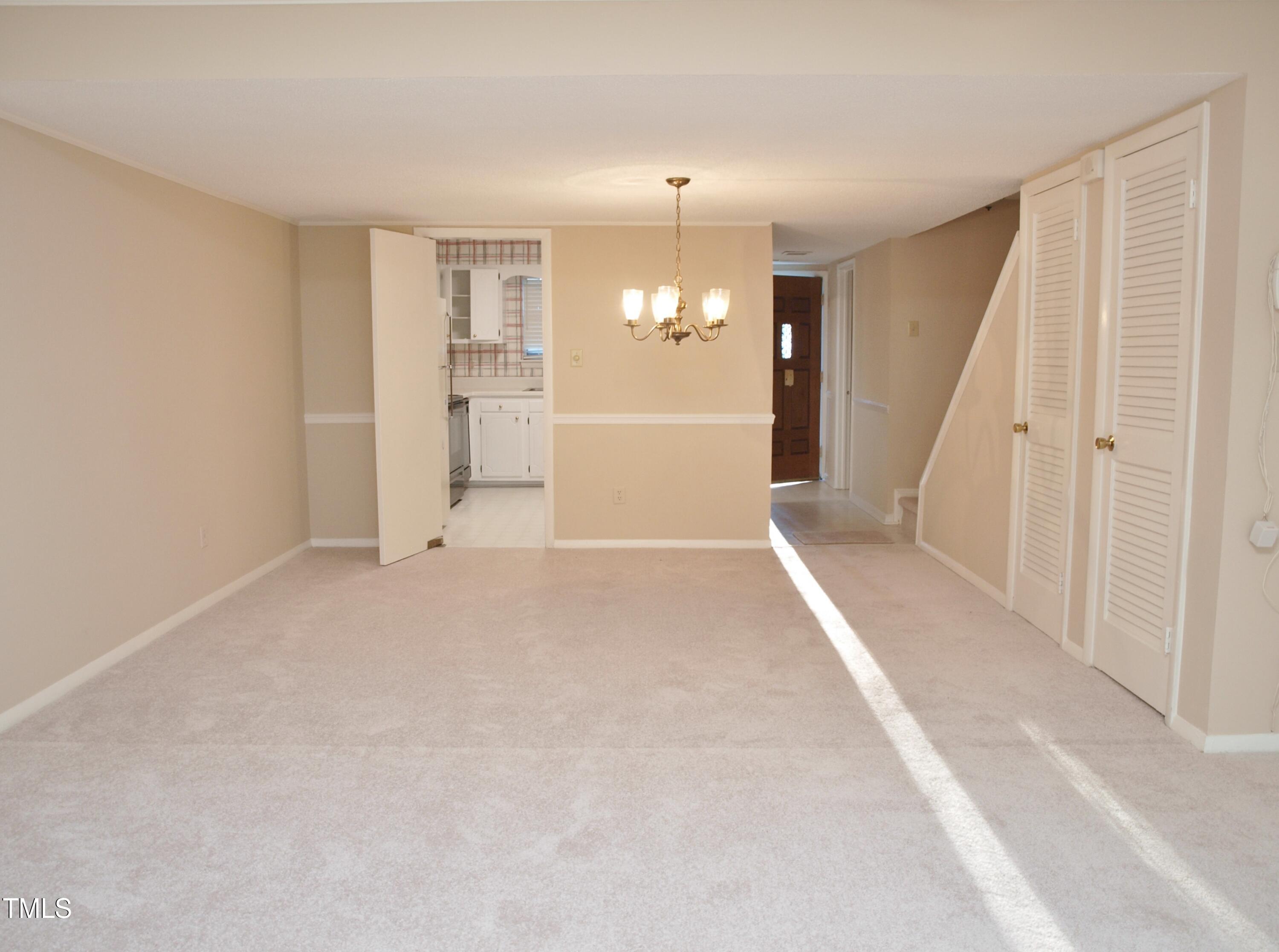 5600 Falls Of Neuse Road, Unit E Raleigh, NC 27609 - Photo 3 of 13 Dining Area