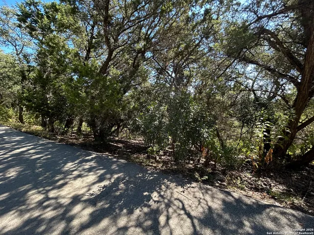 $27,000 | 944 Olive Tree, Canyon Lake, TX 78133